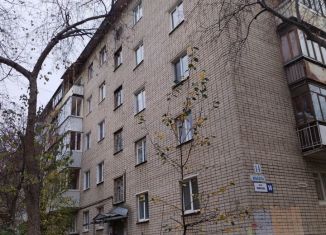 Продается 3-комнатная квартира, 62 м2, Екатеринбург, метро Уралмаш, улица Кобозева, 14