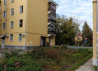 Сдаю в аренду двухкомнатную квартиру, 47.5 м2, Псков, улица Яна Фабрициуса