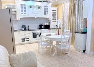 Продам 3-комнатную квартиру, 85 м2, Краснодарский край, улица имени Чехова, 6