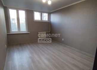 Продается 2-ком. квартира, 48 м2, Астрахань, Варшавская улица, 6к2