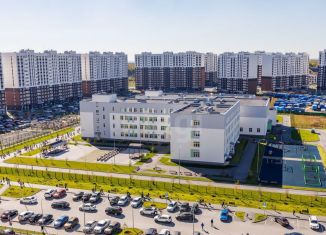 Продам 1-комнатную квартиру, 40.9 м2, Тюмень, улица Валентины Трофимовой, 7, Восточный округ