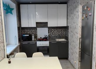 Сдам 2-комнатную квартиру, 42.5 м2, Псков, улица Комдива Кирсанова