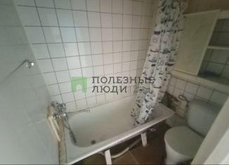 Продам 3-комнатную квартиру, 48.9 м2, Ижевск, Саратовская улица, 31, Ленинский район