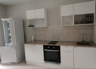 Аренда 2-ком. квартиры, 60 м2, посёлок Садовый, Каспийская улица, 6