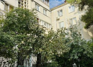 Продается 1-комнатная квартира, 31 м2, Ялта, улица Крупской, 32