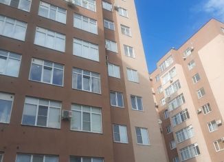 Продаю 2-ком. квартиру, 82 м2, Ставропольский край, улица Осипенко, 10