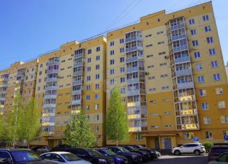 Продаю трехкомнатную квартиру, 69.9 м2, Новокузнецк, улица Звездова, 56