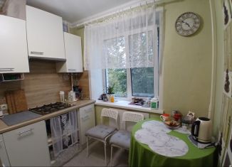 Сдам 2-ком. квартиру, 40.4 м2, Малоярославец, улица Кирова