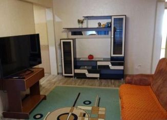 Трехкомнатная квартира в аренду, 60 м2, Волгоград, улица КИМ, 13, Ворошиловский район