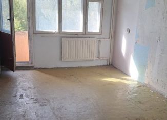 Продается многокомнатная квартира, 60.5 м2, Ломоносов, улица Победы, 36к1