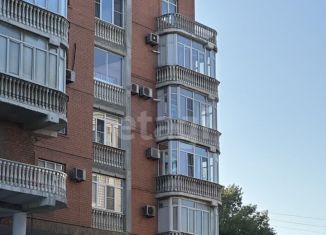 Продаю 3-комнатную квартиру, 106 м2, Махачкала, Советский район, улица Эфенди Капиева, 18А