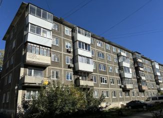 Продам 3-ком. квартиру, 61 м2, Берёзовский, улица Декабристов, 20