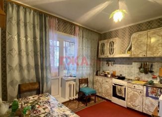 Продаю 3-комнатную квартиру, 69.3 м2, Саха (Якутия), улица Карла Маркса, 3/4