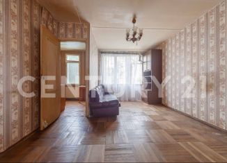 Продажа 4-комнатной квартиры, 49 м2, Санкт-Петербург, улица Турку, 8к2, Фрунзенский район