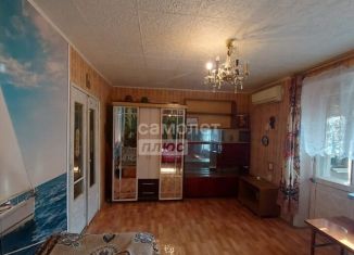 Продажа 1-ком. квартиры, 35 м2, Астрахань, улица Химиков, 8