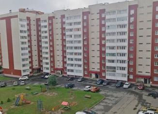 Продается 3-ком. квартира, 84 м2, Кемерово, улица Авроры, 10, ЖК Радужный