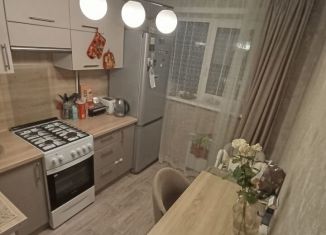 Продается 2-комнатная квартира, 43.8 м2, Курган, улица Бурова-Петрова