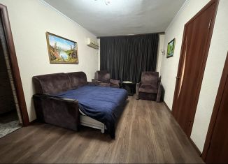 Сдается 3-комнатная квартира, 60 м2, Крымск, улица Лермонтова, 13