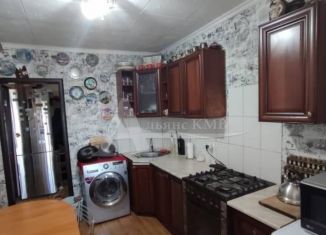 Продаю 2-ком. квартиру, 54 м2, Ставропольский край, улица Калинина, 133