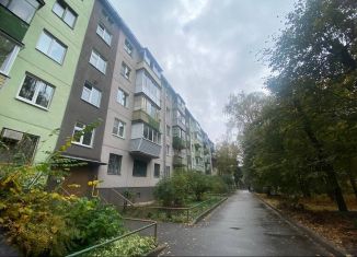 Трехкомнатная квартира на продажу, 56 м2, Жуковский, улица Гарнаева, 3