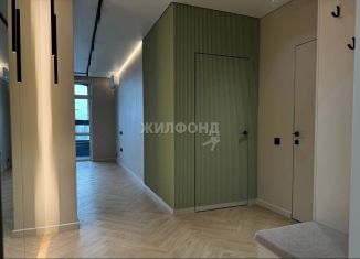 Продаю 2-ком. квартиру, 56 м2, Новосибирск, улица Кошурникова, 22