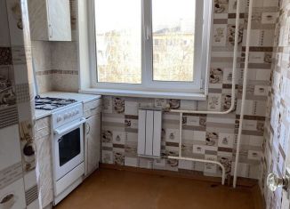 Продам двухкомнатную квартиру, 44.3 м2, Златоуст, проспект имени Ю.А. Гагарина, 8-я линия, 12