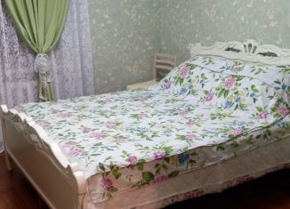 Аренда двухкомнатной квартиры, 47 м2, Новочеркасск, улица Чехова, 2Б