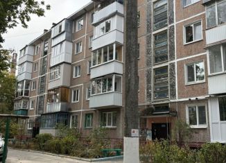 Продается 3-ком. квартира, 54.2 м2, Брянская область, улица Дружбы, 18