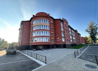 Продается 1-ком. квартира, 41 м2, Вязьма, улица Кашена, 10