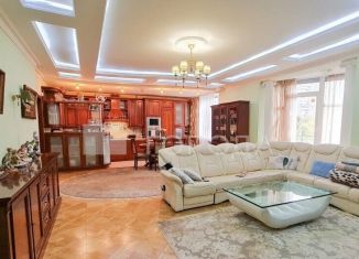 Продаю 3-ком. квартиру, 127 м2, Москва, улица Хачатуряна, 12к1