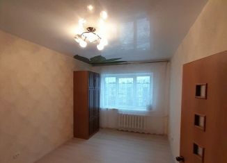 Продается 3-комнатная квартира, 50.4 м2, Кировск, Олимпийская улица, 57