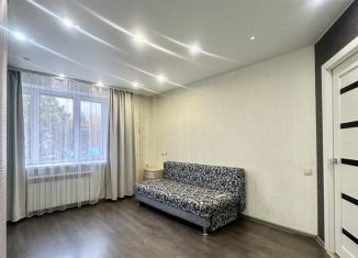 Продам 1-ком. квартиру, 41 м2, Чебоксары, улица Ленинского Комсомола, 5