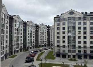 Продам 2-ком. квартиру, 65.2 м2, Зеленоградск, улица Тургенева, 16А