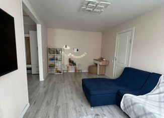 Продам 2-ком. квартиру, 44.5 м2, Ярославль, улица Урицкого, 9