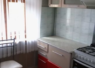 Сдаю в аренду 1-комнатную квартиру, 30 м2, Балаково, улица Менделеева, 2