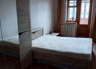 Сдается двухкомнатная квартира, 45 м2, Феодосия, улица Чехова, 17