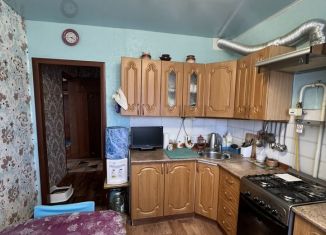 Продаю 2-ком. квартиру, 51 м2, Чебаркуль, улица Каширина, 55