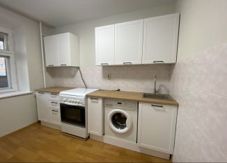 Продается 1-ком. квартира, 35 м2, Чебоксары, улица Гоголя, 5к1