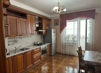 Сдам в аренду 2-ком. квартиру, 70 м2, Краснодарский край, Пионерская улица, 33