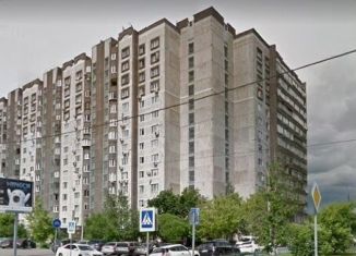 Продам трехкомнатную квартиру, 52 м2, Москва, Рублёвское шоссе, 18к1, метро Крылатское