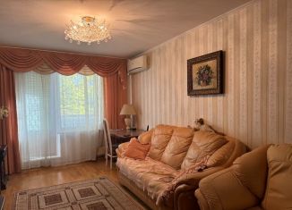 Продам трехкомнатную квартиру, 60 м2, Москва, улица Паустовского, 3, ЮЗАО