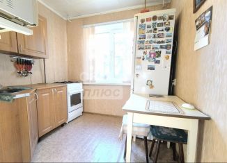 Продам 2-ком. квартиру, 43 м2, Челябинск, улица Гагарина, 34А