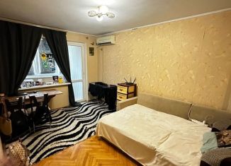 Продаю 1-ком. квартиру, 32 м2, Ставропольский край, улица Гагарина, 37