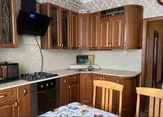 Аренда трехкомнатной квартиры, 83 м2, Республика Башкортостан, улица Свердлова, 34