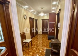 Продаю трехкомнатную квартиру, 93 м2, Реутов, Парковая улица, 6