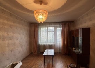 Продам 3-ком. квартиру, 64 м2, Ставропольский край, улица Пушкина, 20