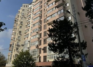 Продаю 4-ком. квартиру, 119 м2, Краснодар, улица Базовская Дамба, 4, микрорайон Центральный