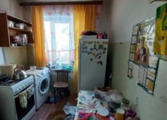 Трехкомнатная квартира на продажу, 62 м2, Курская область, улица Гагарина, 24А