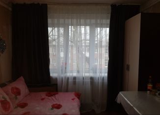 Сдается комната, 15 м2, Таганрог, улица Пальмиро Тольятти, 24-2