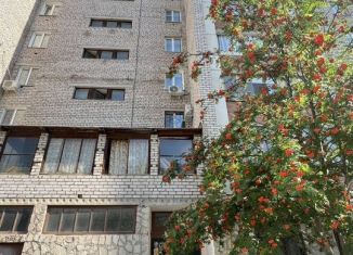 Четырехкомнатная квартира в аренду, 74 м2, Уфа, улица Муксинова, 7